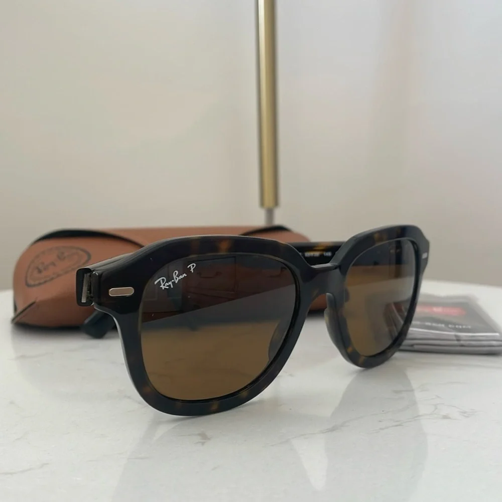 NWT Ray Ban NEW WAYFARER CLASSIC Sunglasses Polarized Polished Tortoise Brown